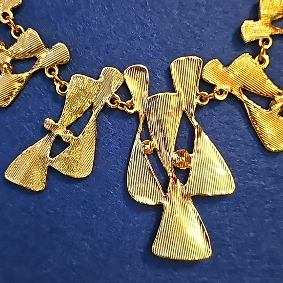 Necklace - Picture 8 of 12